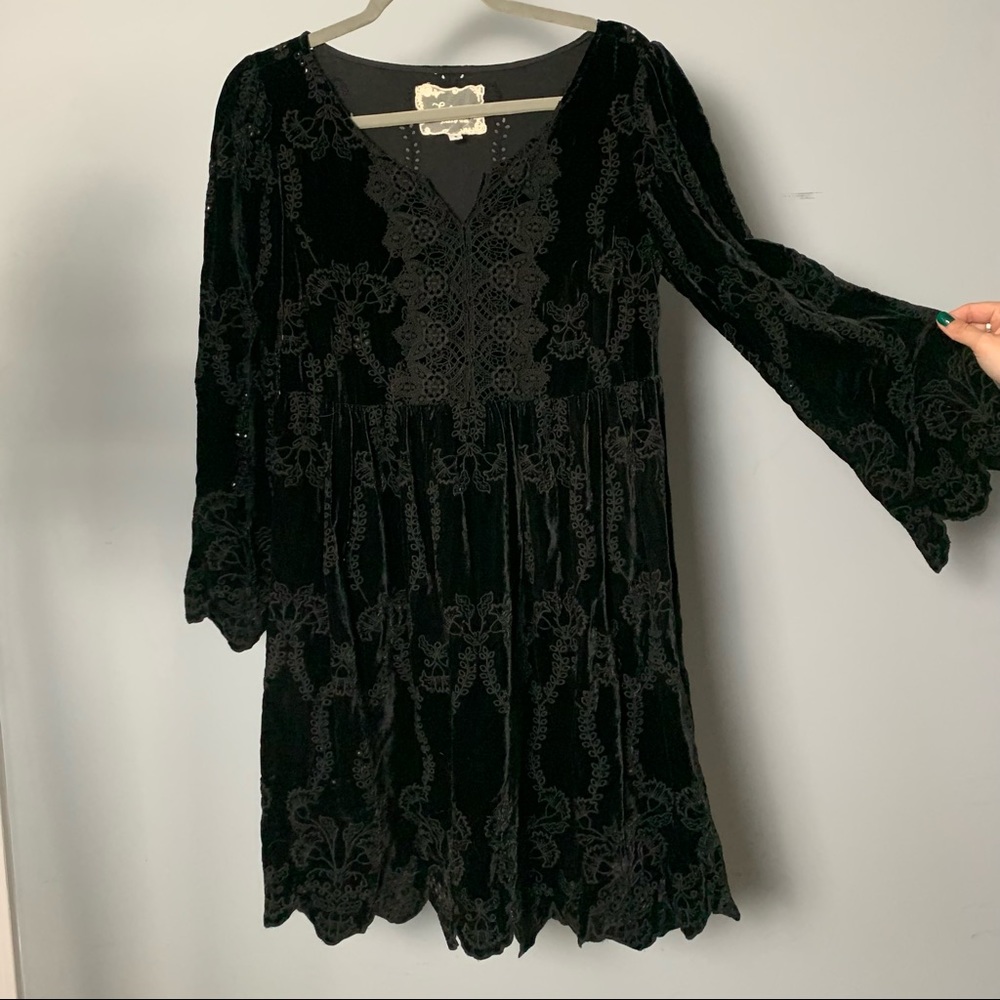 JOHNNY WAS VELVET EMBROIDERED TUNIC DRESS